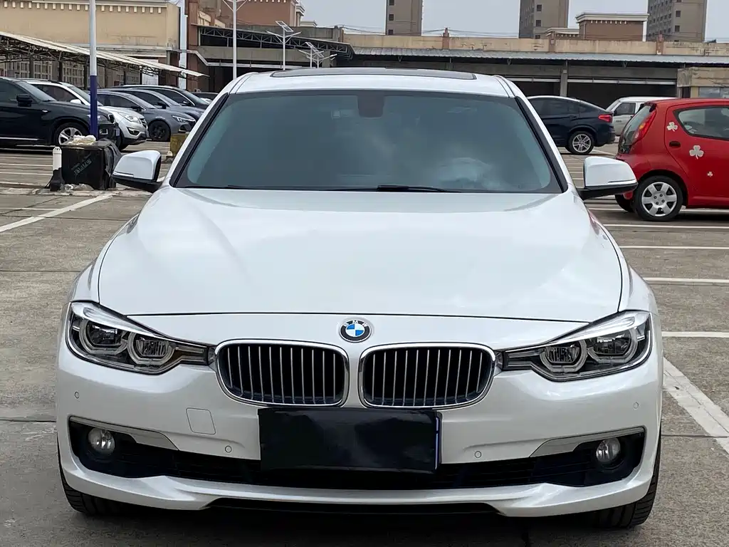 BMW 3 Series 2018 — фото 2