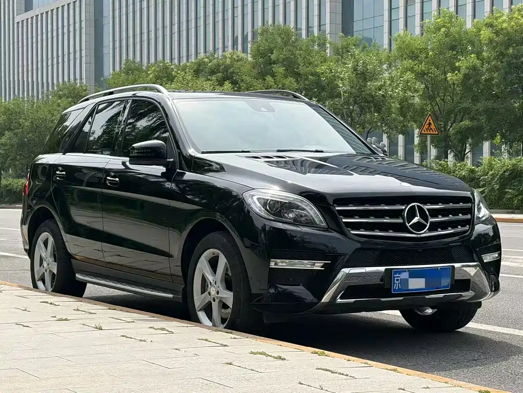 Mercedes-Benz M-Class 2015 — фото 3
