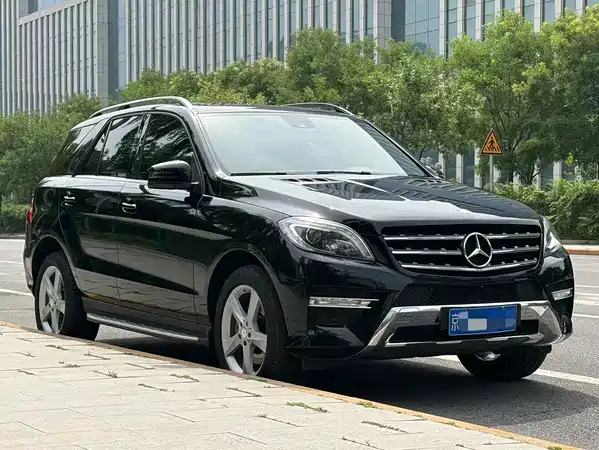Mercedes-Benz M-Class 2015