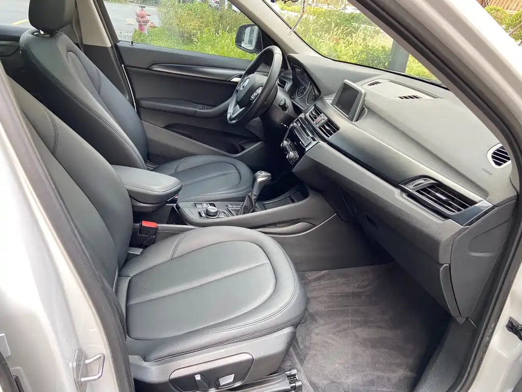 BMW X1 2017 — фото 17