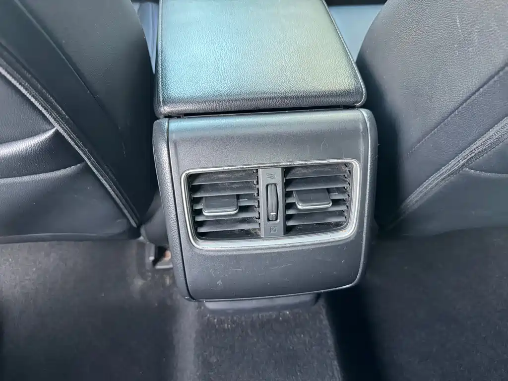 Honda Accord 2020 — фото 12