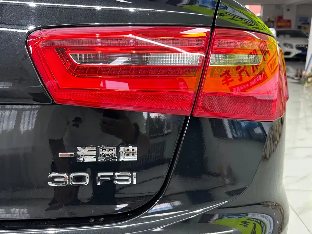 Audi A6L 2014 — фото 8
