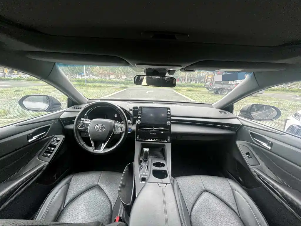 Toyota Avalon 2019