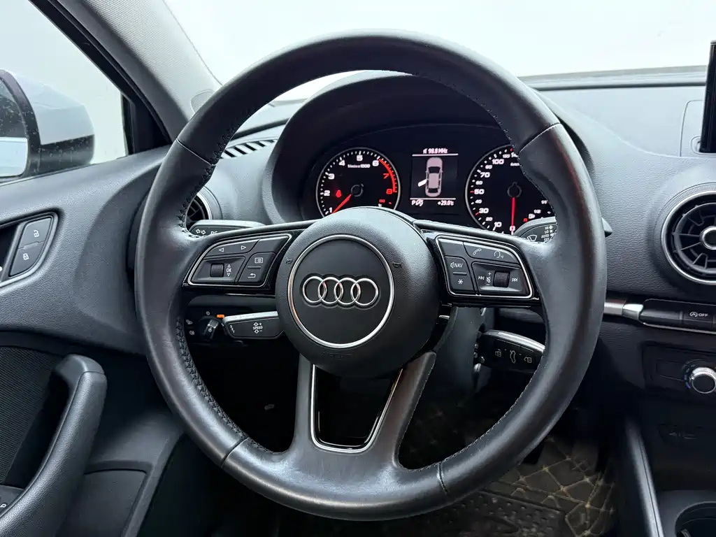 Audi A3 2020 — фото 8
