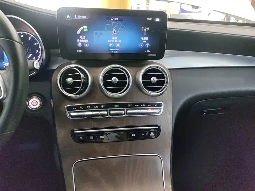 Mercedes-Benz GLC 2020 — фото 13