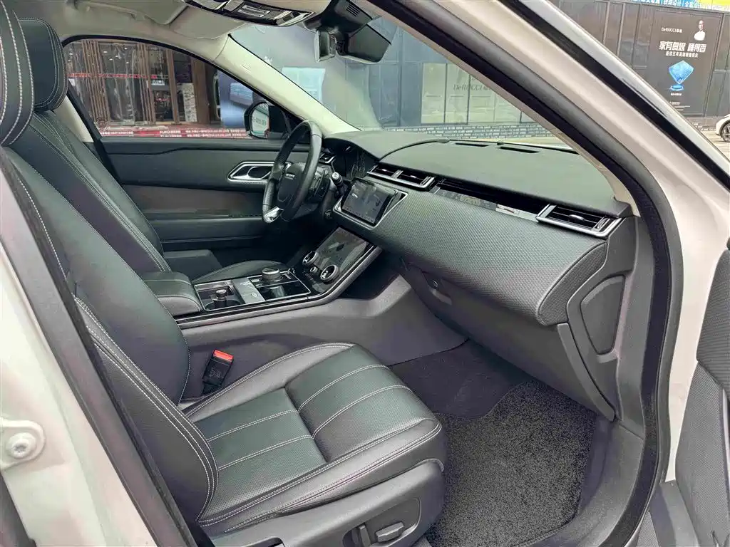 Land Rover Velar 2017 — фото 10