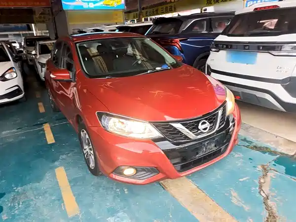 Nissan Tiida 2016
