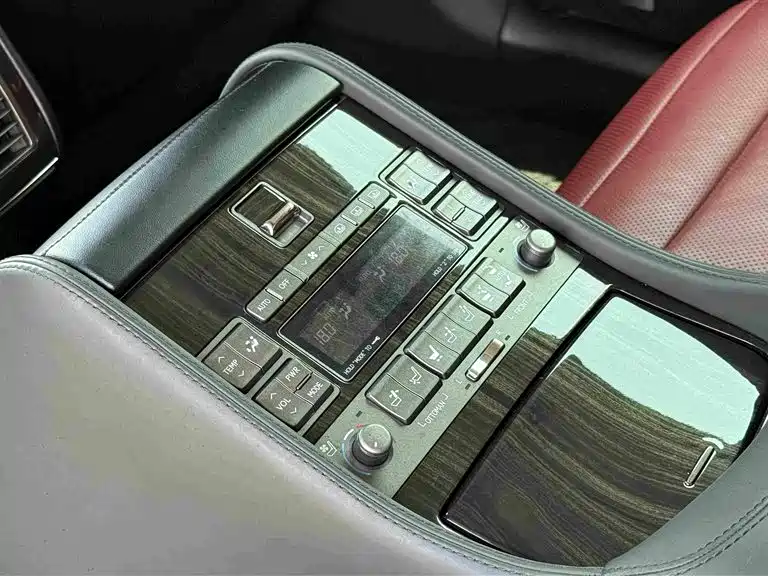 Lexus LS 2009 — фото 15