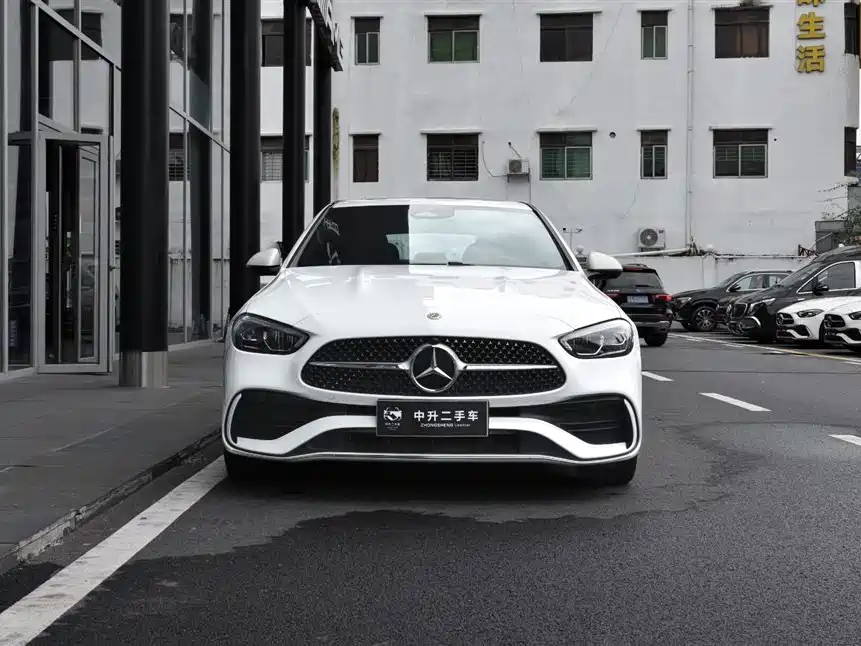 Mercedes-Benz C-Class 2022