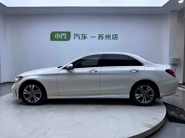 Mercedes-Benz C-Class 2021