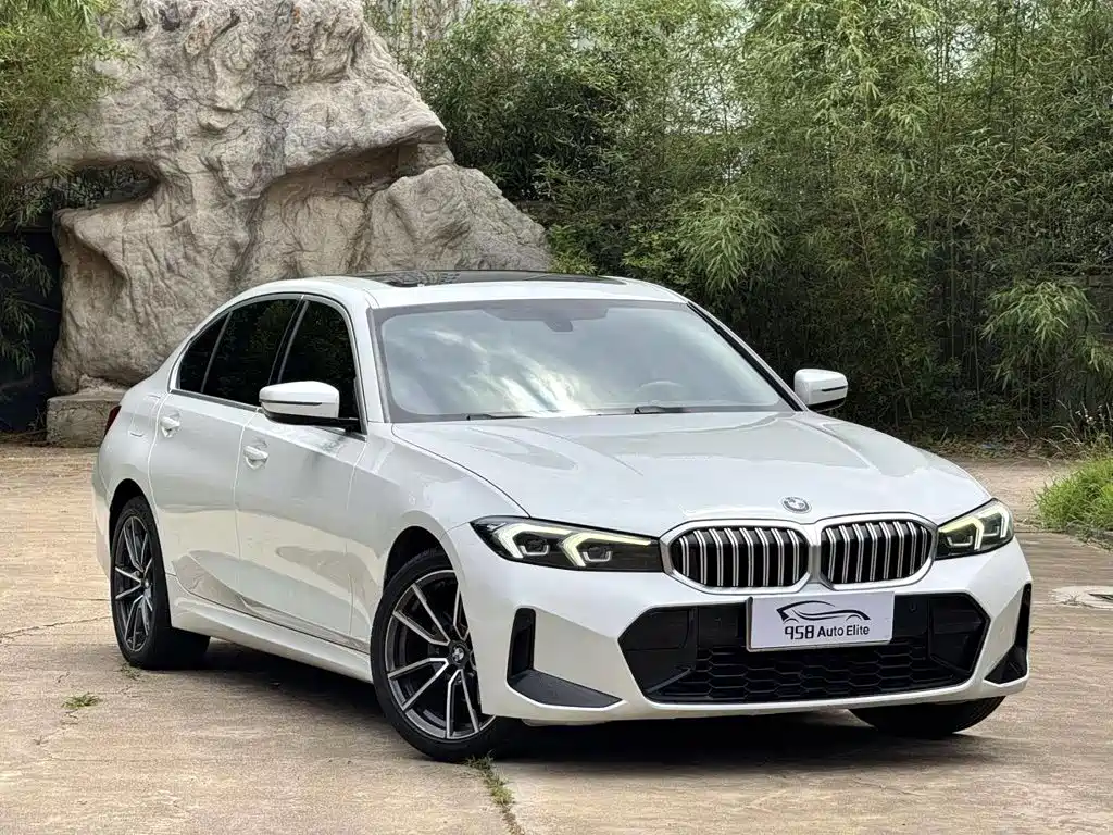 BMW 3 Series 2023