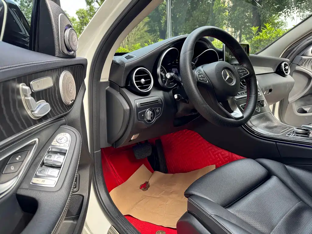 Mercedes-Benz C-Class 2016