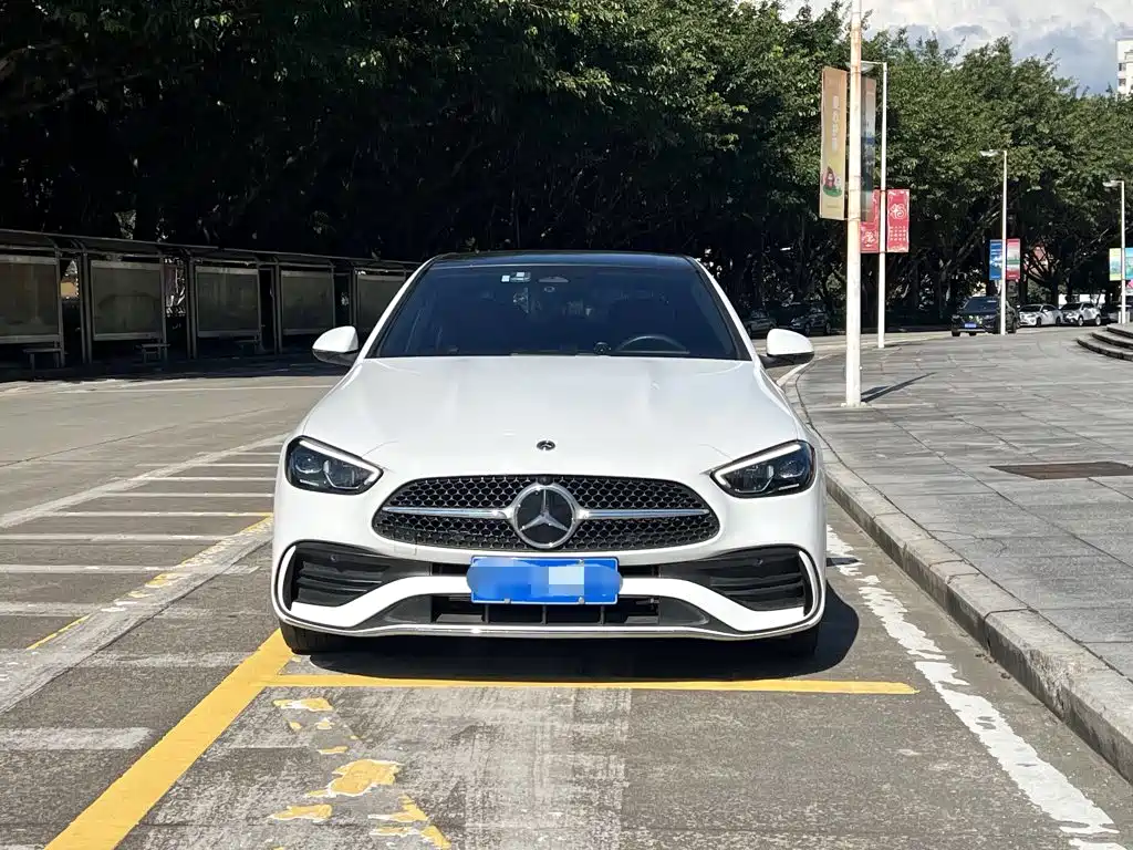 Mercedes-Benz C-Class 2022