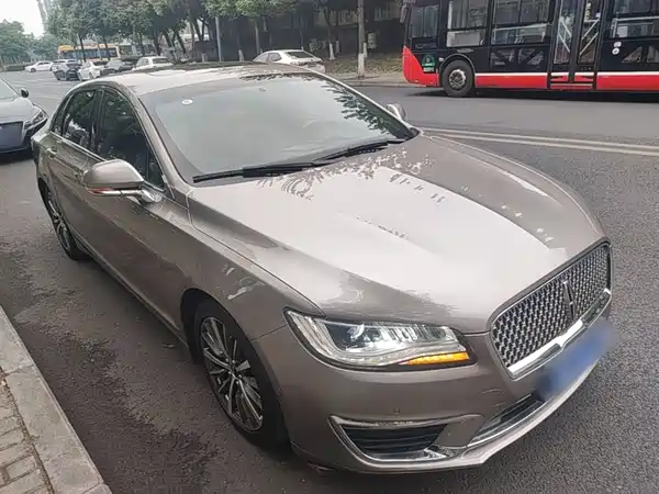 Lincoln MKZ 2018