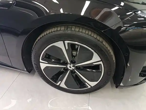 NIO ET5T 2025