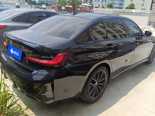 BMW 3 Series 2023