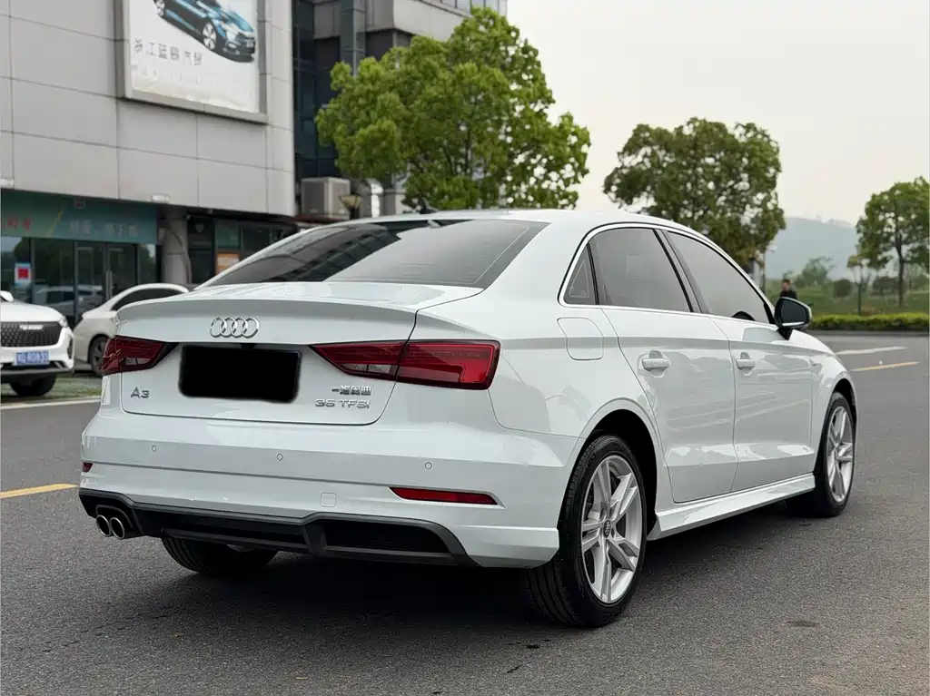 Audi A3 2020 — фото 16