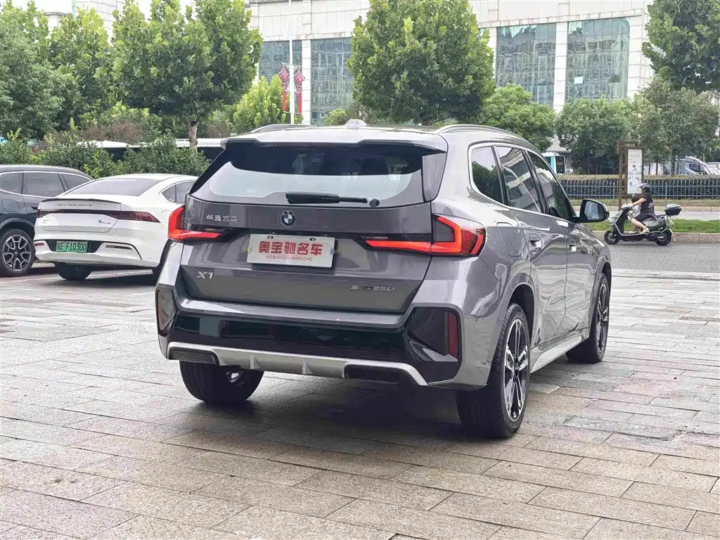BMW X1 2024