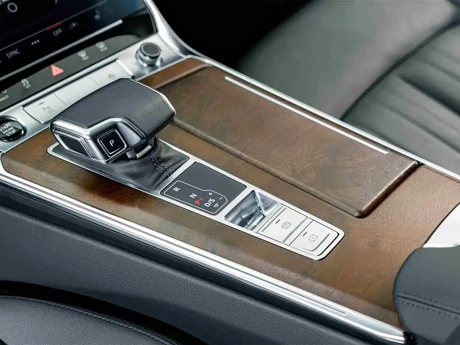 Audi A6 2021 — фото 11
