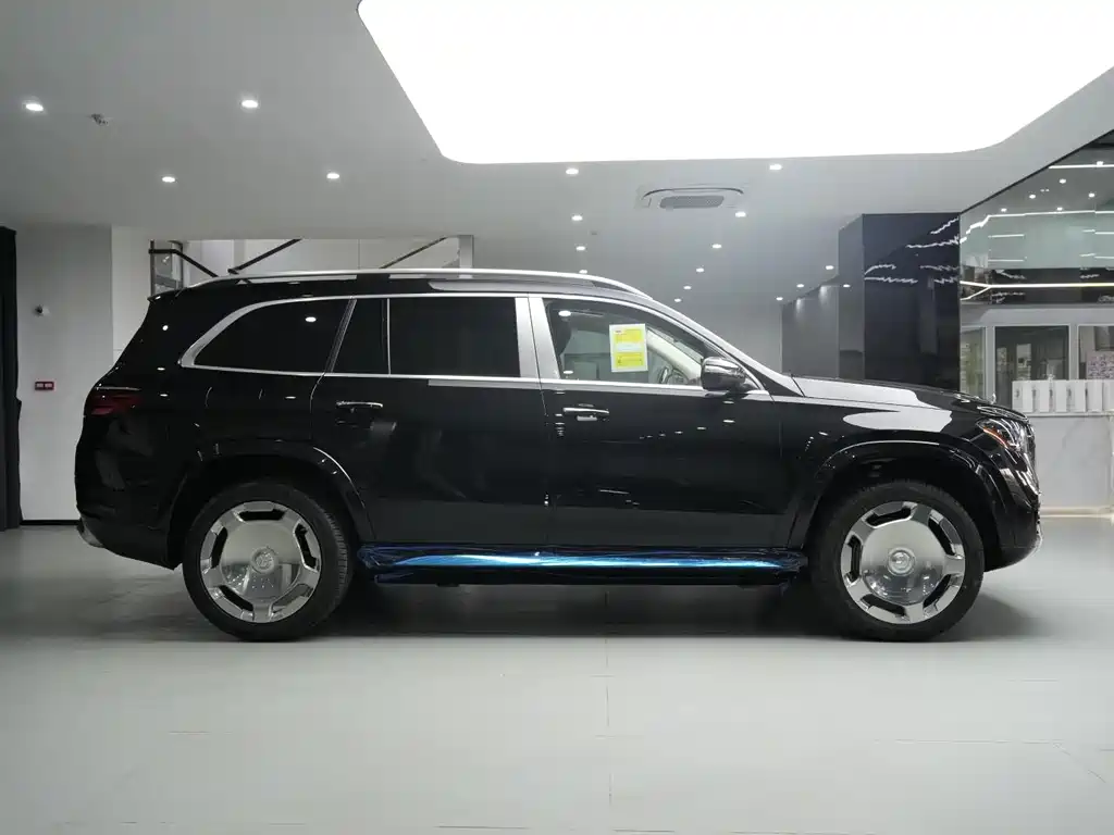 Mercedes-Benz GLS — фото 29