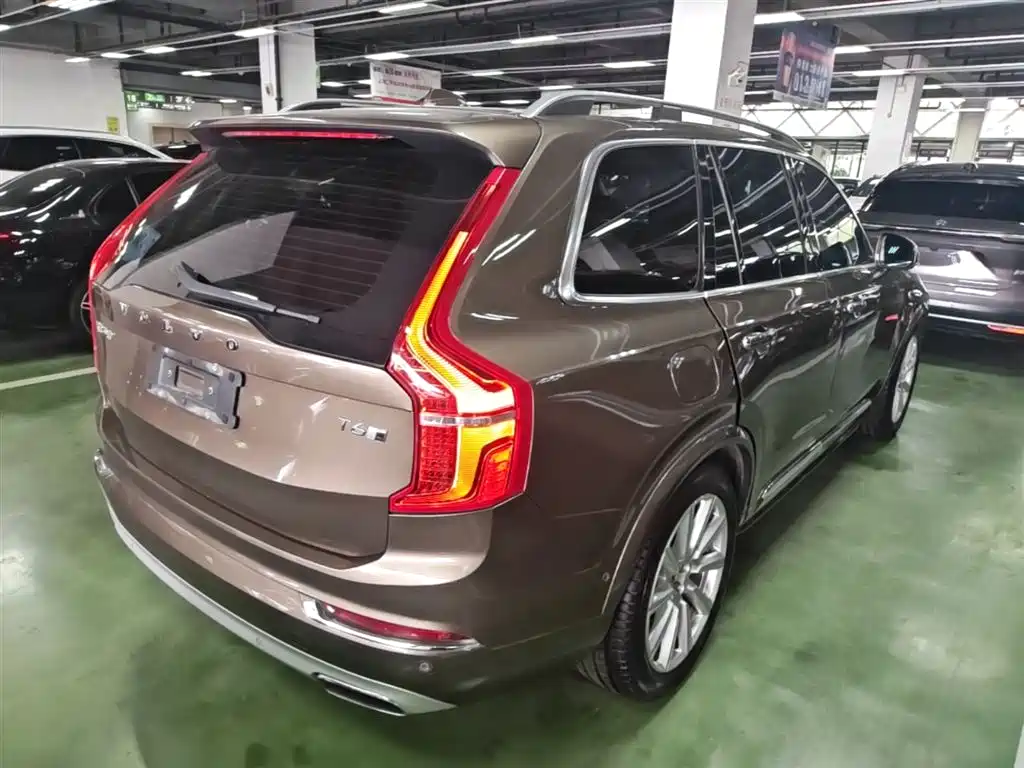 Volvo XC90 2017 — фото 7