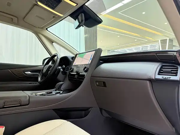 Toyota Vellfire 2026