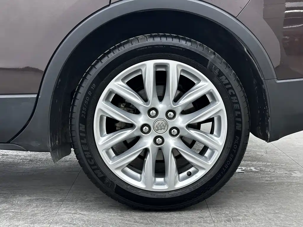 Buick Envision Plus 2019 — фото 10