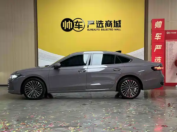 Volkswagen Passat 2024