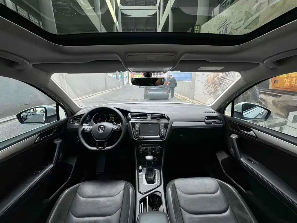 Volkswagen Tiguan L 2019 — фото 9