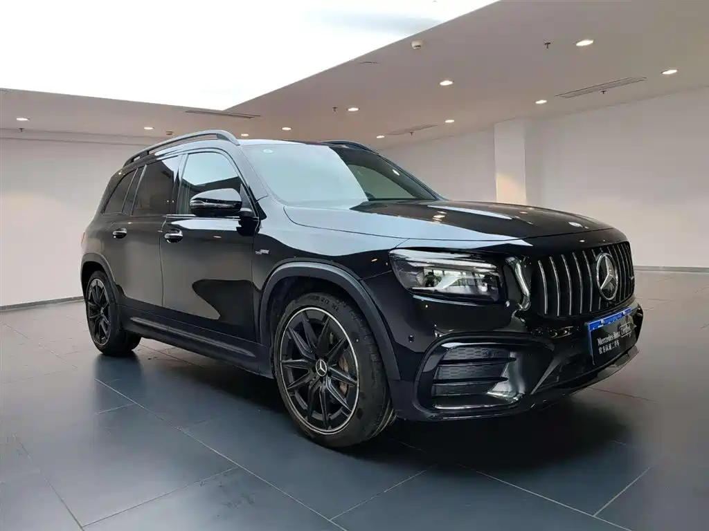 Mercedes-Benz GLB AMG 2021 — фото 2
