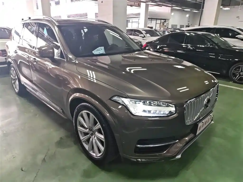Volvo XC90 2017 — фото 4