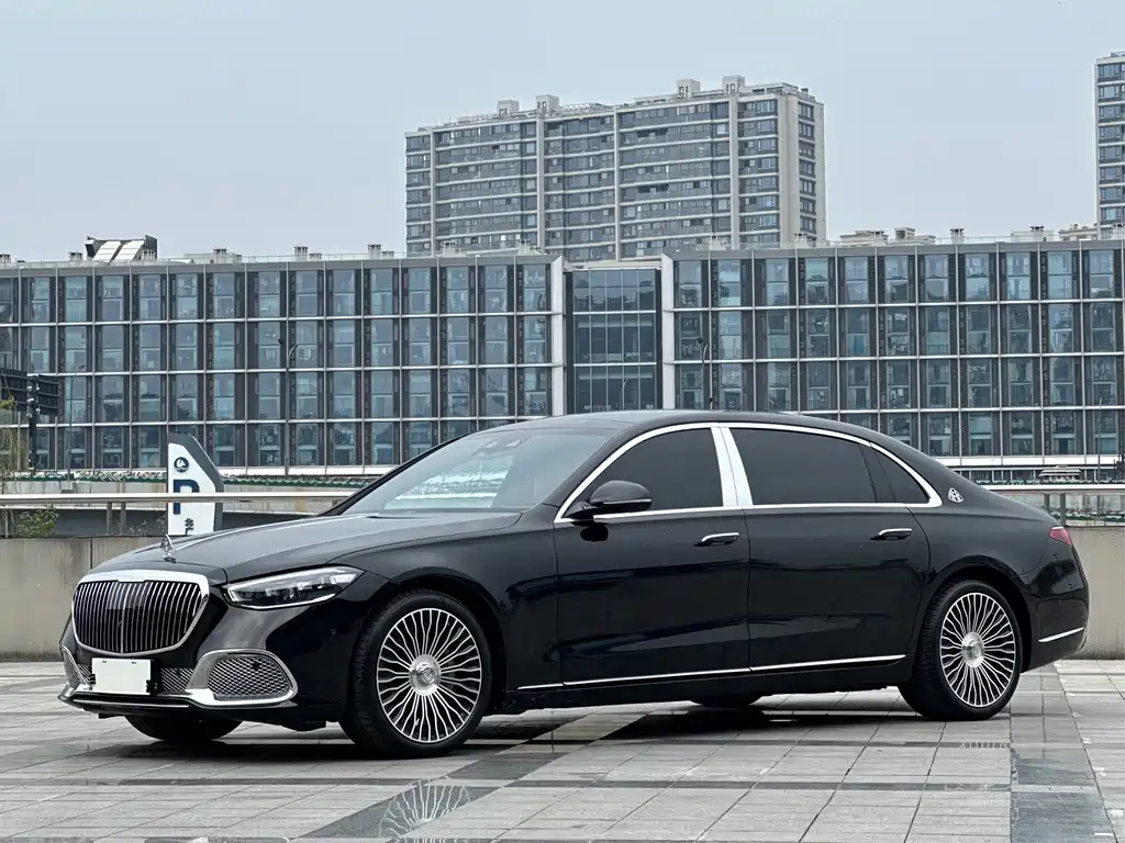 Mercedes-Benz S-Class 2022 — фото 1