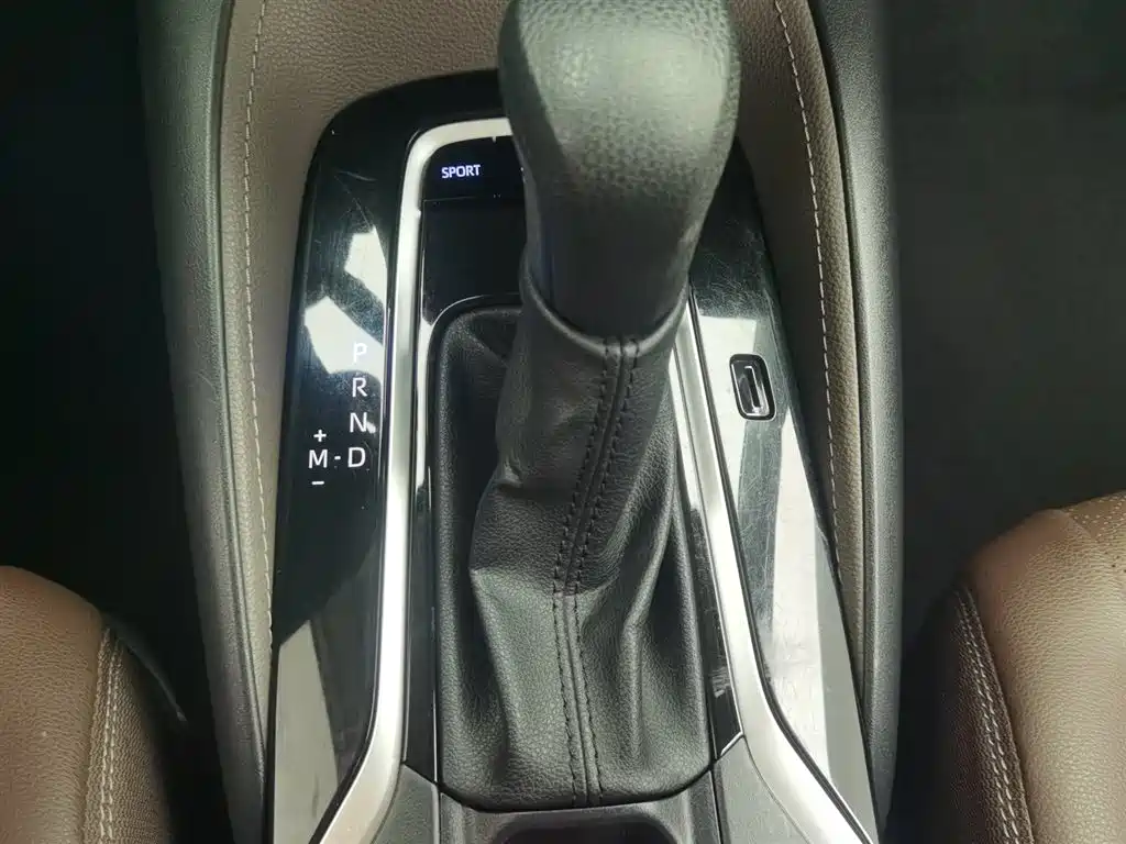 Toyota Allion 2021 — фото 13