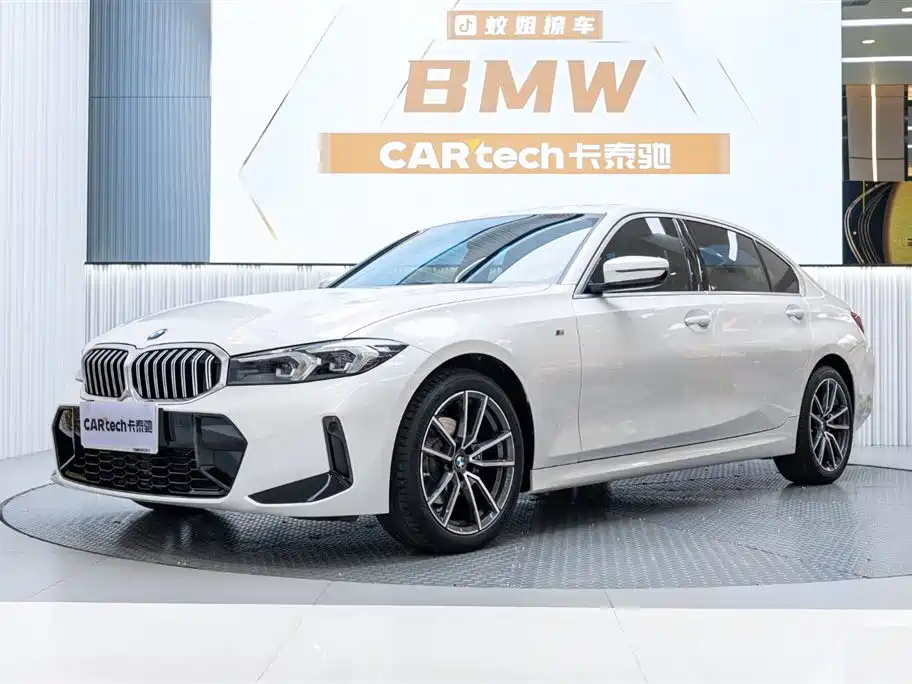 BMW 3 Series 2024 — фото 1