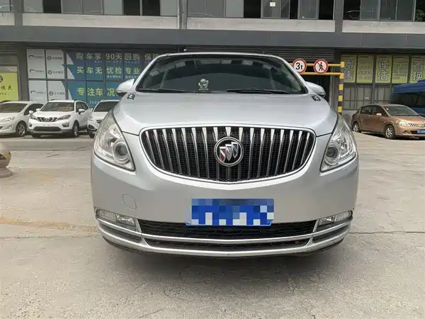 Buick GL8 2014
