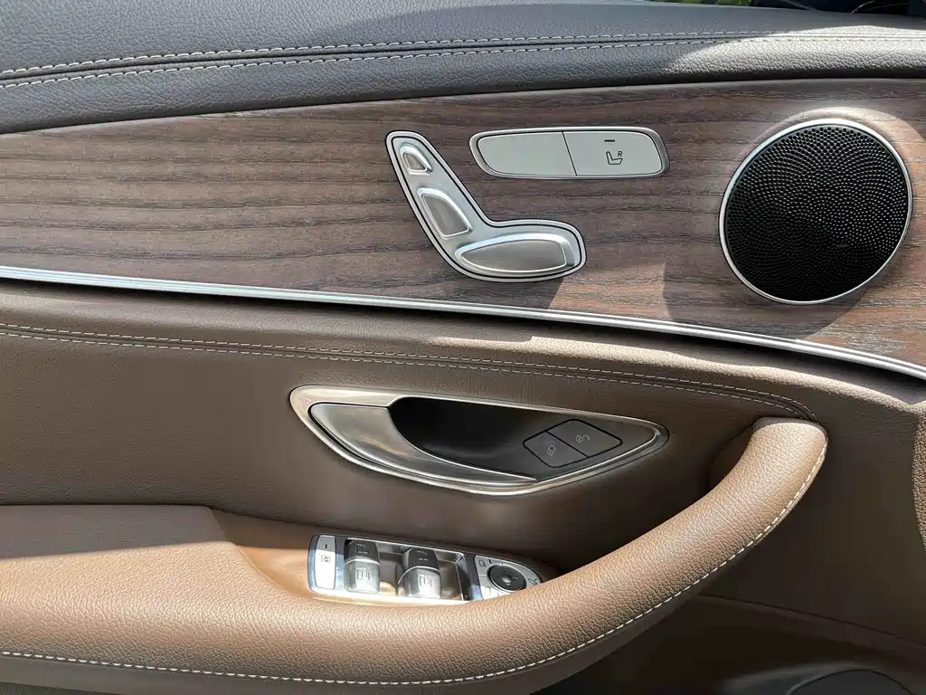 Mercedes-Benz E-Class 2021 — фото 5