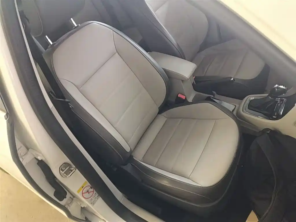 Volkswagen Gran Lavida 2016 — фото 25