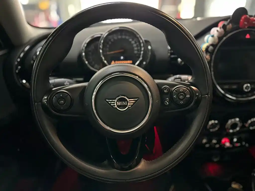 MINI Clubman 2021 — фото 12