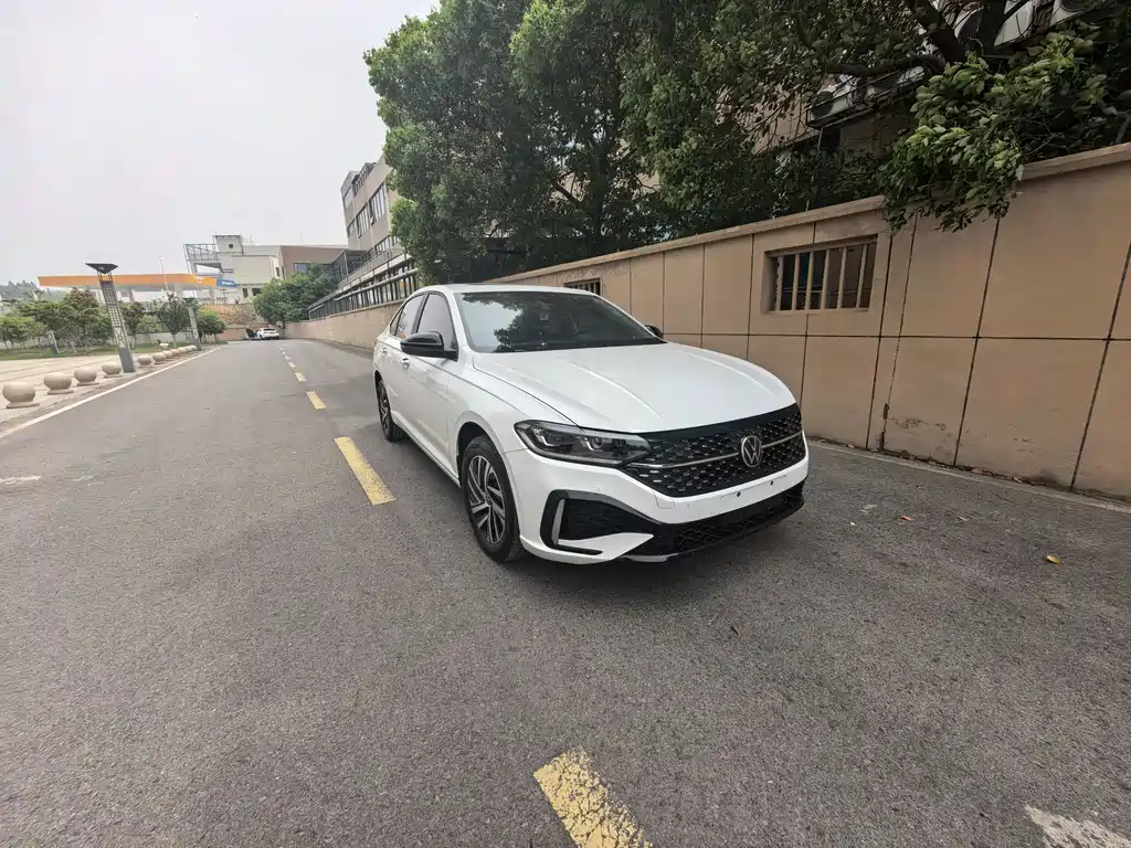 Volkswagen Lavida 2024