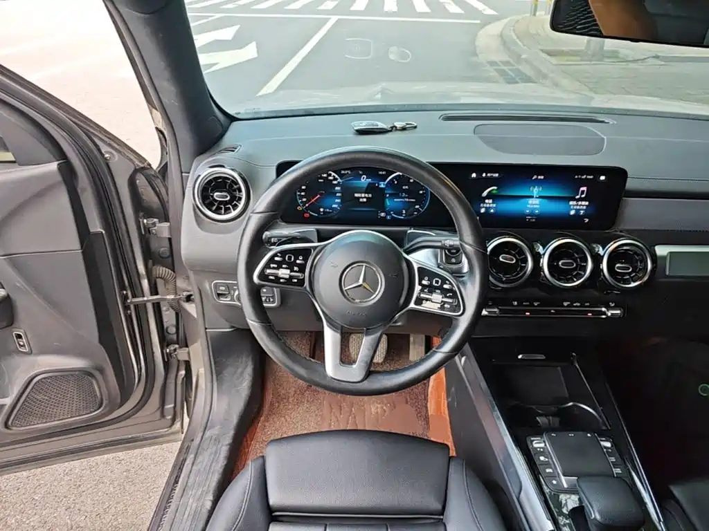Mercedes-Benz GLB 2021 — фото 11