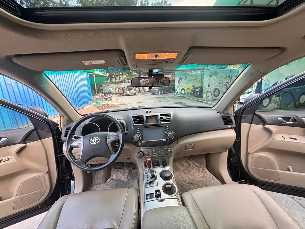 Toyota Highlander 2011