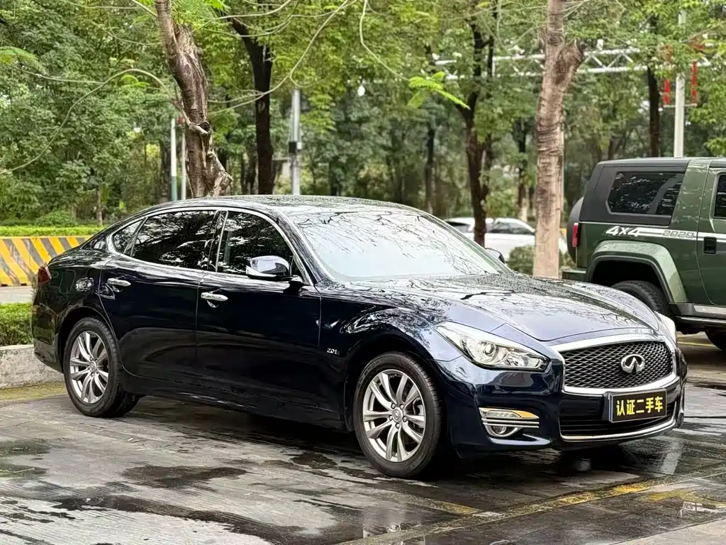 Infiniti Q70 2019 — фото 3