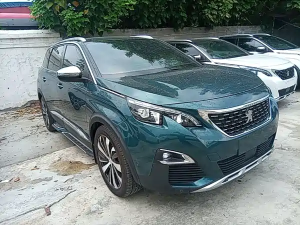 Peugeot 5008 2017