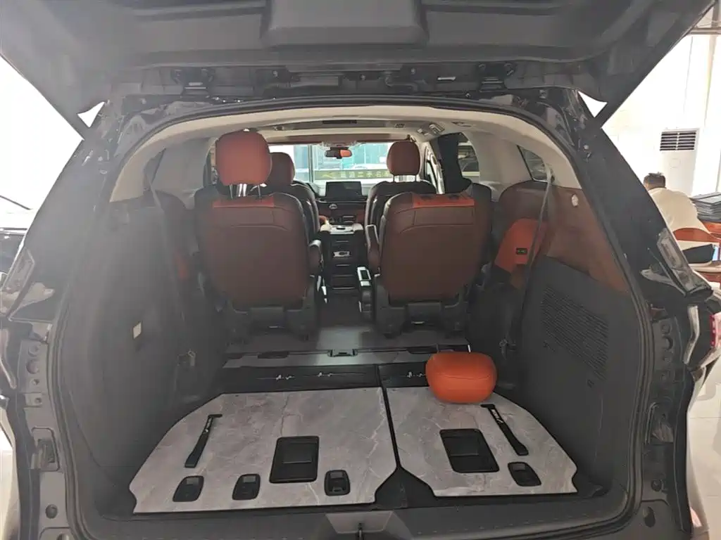Toyota Sienna 2025 — фото 19