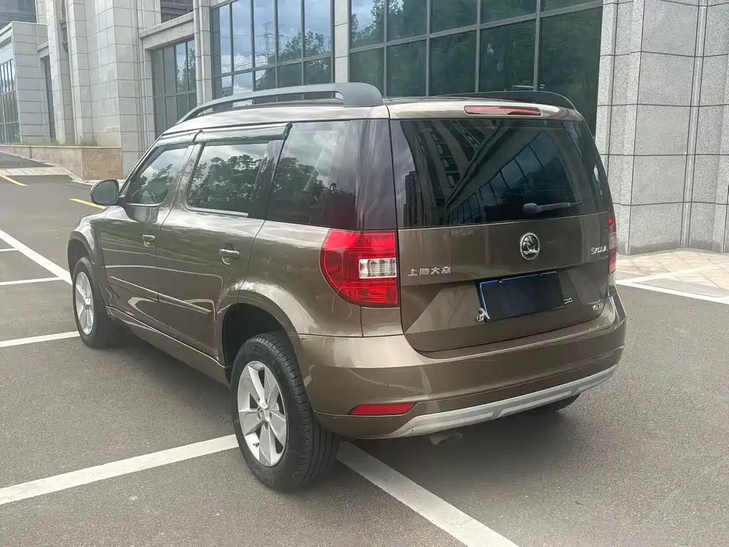 Skoda Yeti 2015 — фото 4