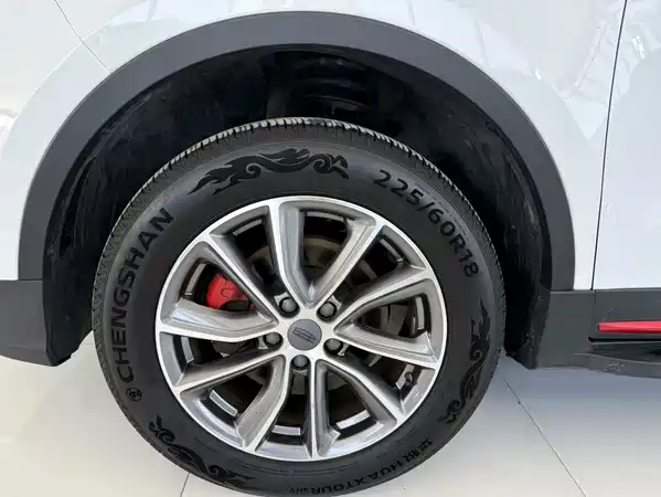 Geely Boyue 2021