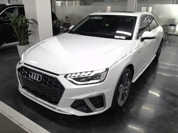 Audi A4L 2021