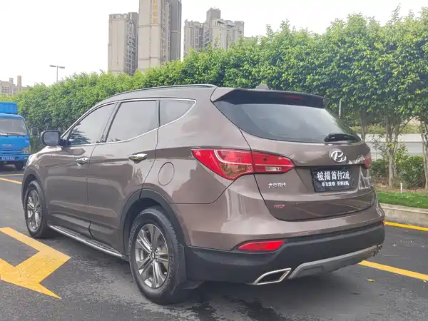 Hyundai Santa Fe 2014