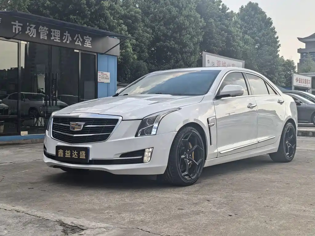 Cadillac ATS-L 2018 — фото 1