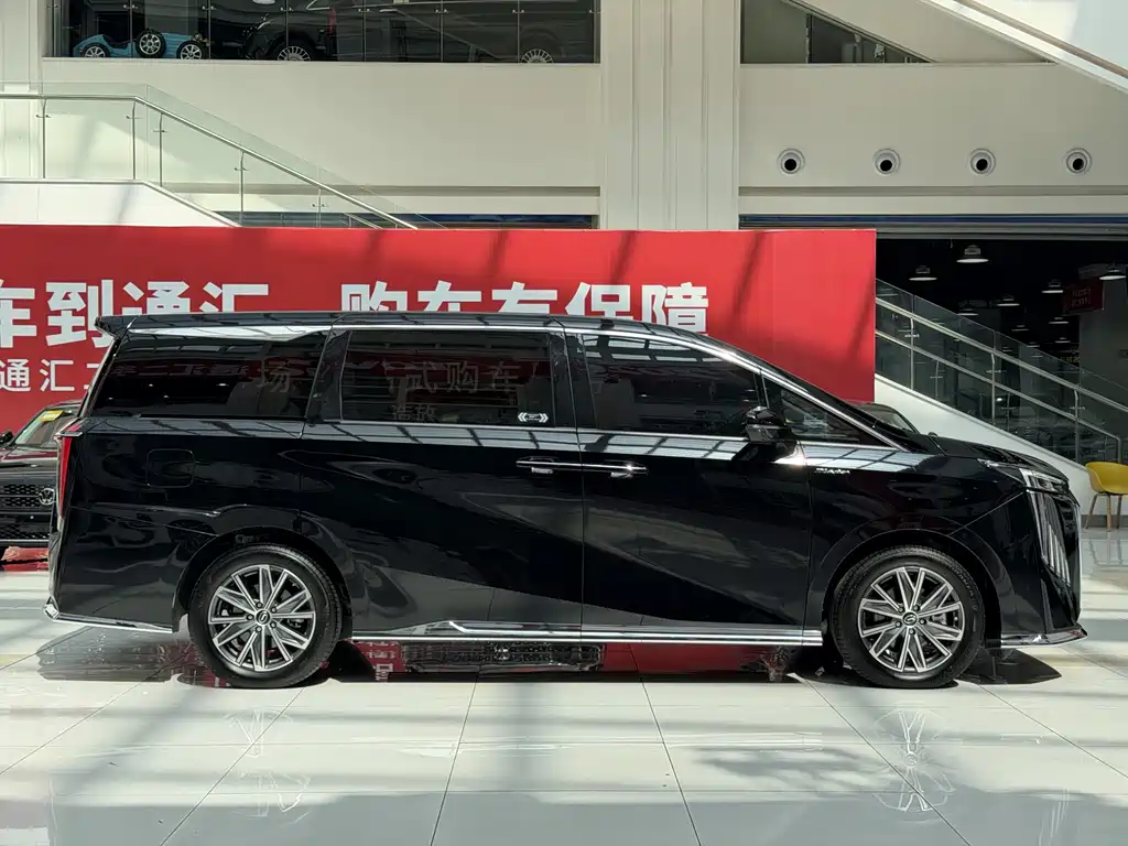 GAC Motor Trumpchi M8 2025 — фото 6